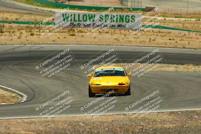 media/May-31-2025-CalClub SCCA (Sat) [[2c1a04e1ee]]/Qualifying/Group 5/Turn 4/